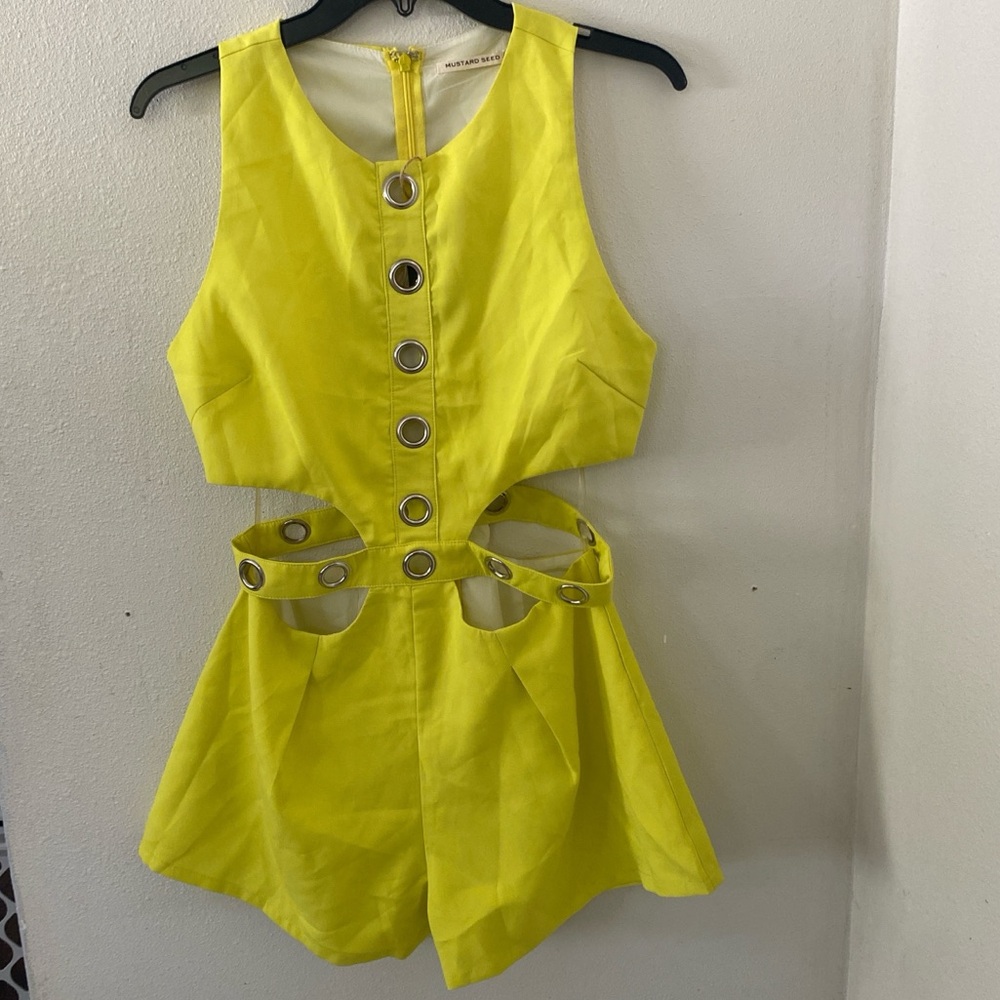 Mustard Seed Romper Size M